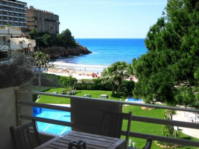 Apartamento Playamero Deluxe Playa Capellans Frente Al Mar Salou Dış mekan fotoğraf